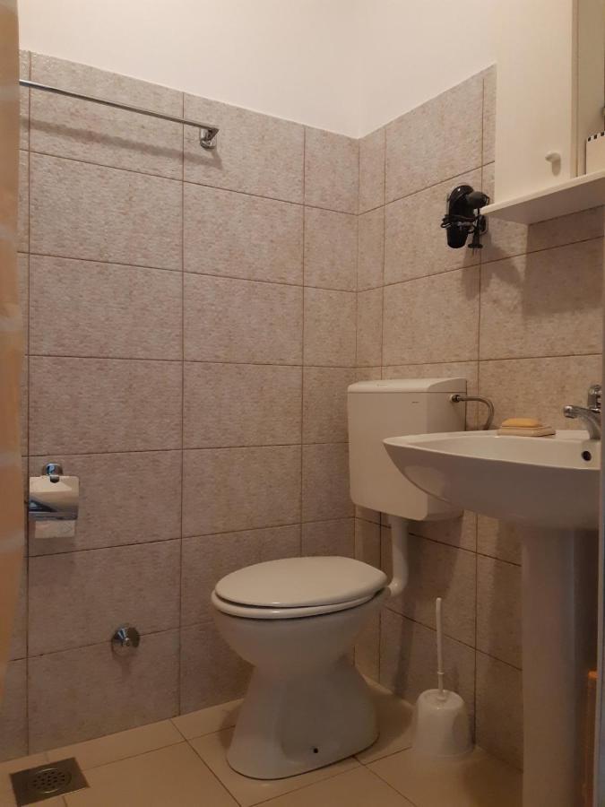 Cvjetni Apartmani Цетине Екстериор снимка